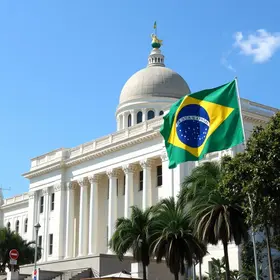 Governo do Brasil lida com 2 fatores travam reajustes esperados do salário mínimo; veja