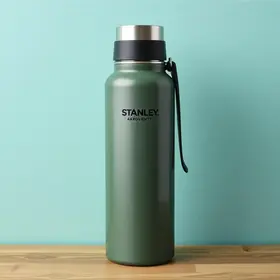 Menor preço! Garrafa Stanley Aerolight por apenas R$ 129 em até 4x sem juros